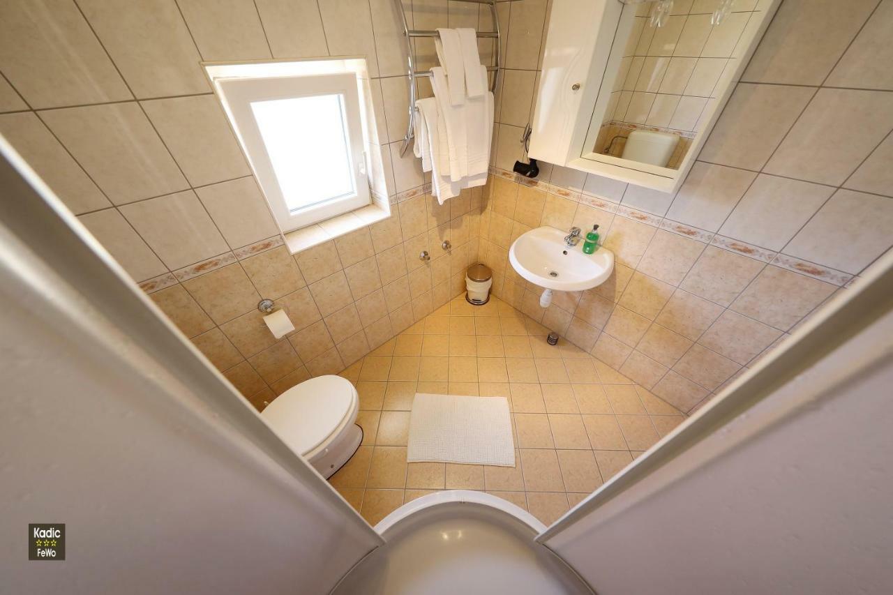 Apartment Josip Vir Luaran gambar